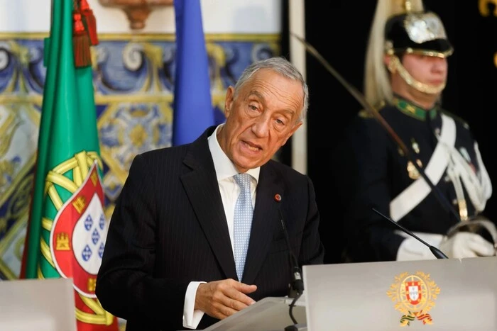 Президента Португалії було госпіталізовано після операції