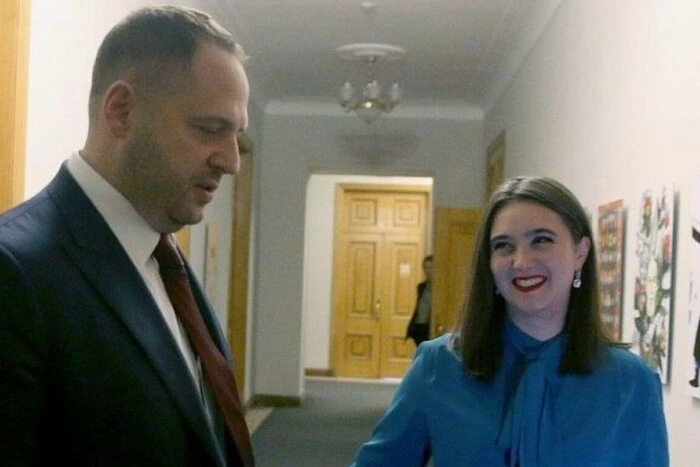 «Найбільш небезпечна людина». Ексречниця Зеленського зробила гучні заяви про Єрмака