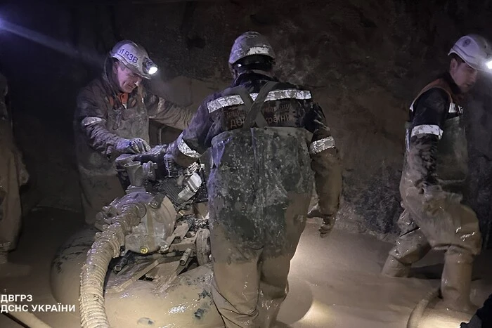 Операція тривала 14 днів: рятувальники ліквідували прорив у шахті, де загинули гірники