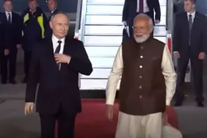 Моді зустрів Путіна біля літака