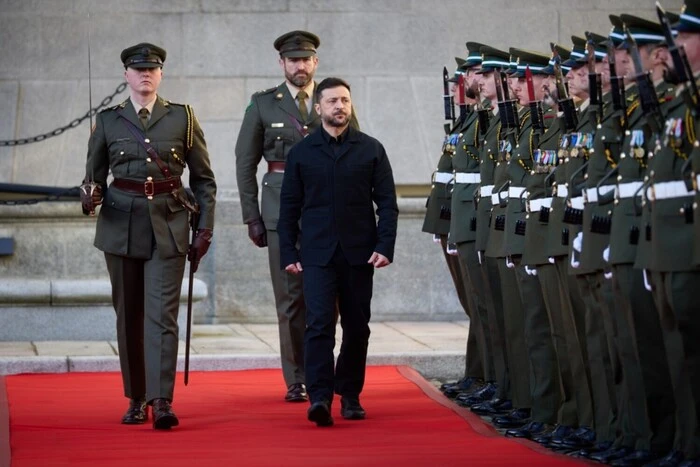 Ірландія зафіксувала дрони поблизу літака Зеленського. Офіс президента прокоментував