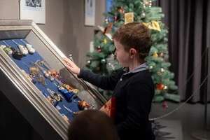 Відкриття виставки «Українська ялинкова іграшка: від давнини до сьогодення» у Музеї історії міста Києва