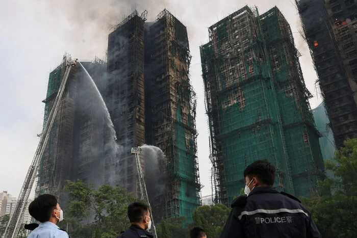 Наприкінці листопада у Гонконзі сталася одна з найбільших пожеж в історії міста