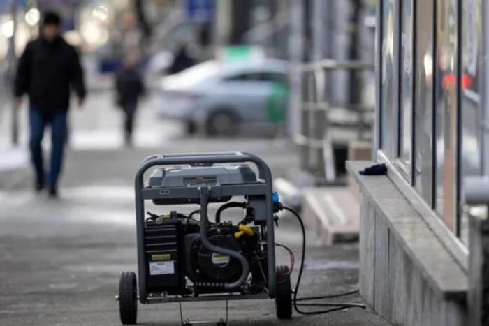 «Живу у стані перманентного отруєння». Телеведуча поскаржилася на генератори в Києві