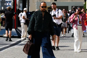 Гамільтон ділить найбільшу кількість перемог у Чемпіонаті разом з легендарним Міхаелем Шумахером