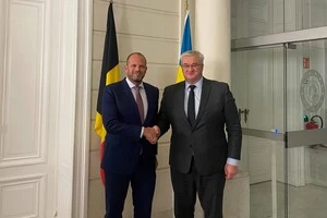 Сибіга обговорив з главою МЗС Бельгії передачу Україні F-16