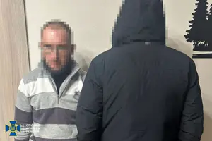 Співробітники СБУ затримали агентів «на гарячому», коли вони проводили дорозвідку поблизу сільради в Івано-Франківській області