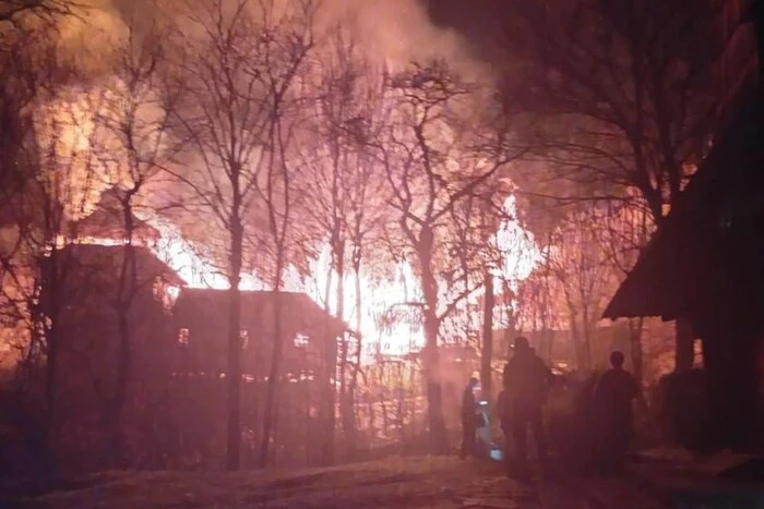 На Закарпатті сталася пожежа у монастирі московського патріархату