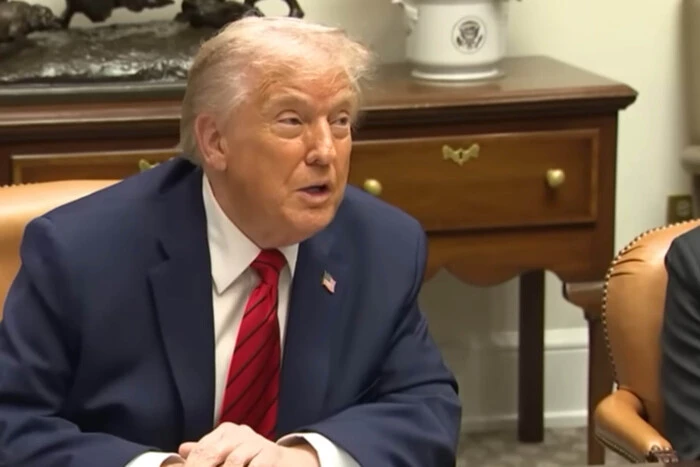 Трамп заявив, що «досить жорстко» обговорював Україну з Мерцом, Макроном і Стармером