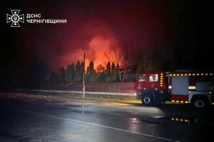 Дронова атака на Чернігівщину: рятувальники показали наслідки 