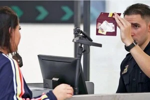 Безвізовий в'їзд до США змінять