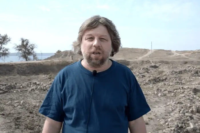 У Польщі затримано вченого з РФ, який розшукується за незаконні розкопки в Криму