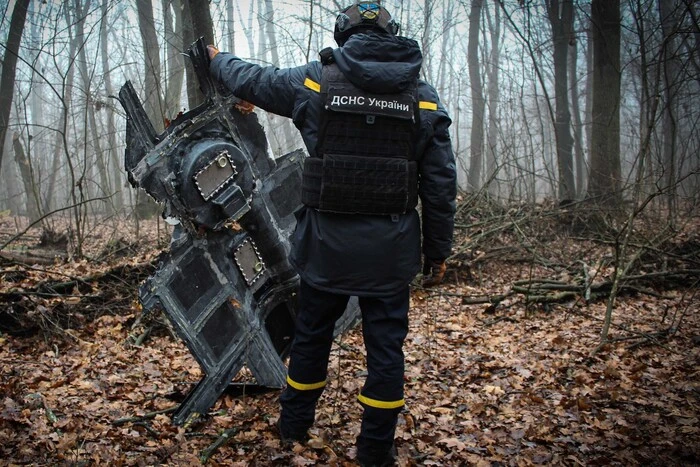 Сапери вилучили бойову частину дрона «Герань-2» у Богуславській громаді (фото)