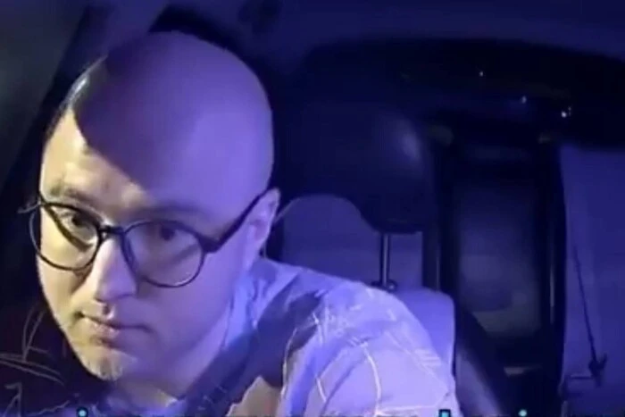 У Польщі місцевий поліціянт отримав догану за погрози українському таксисту – деталі