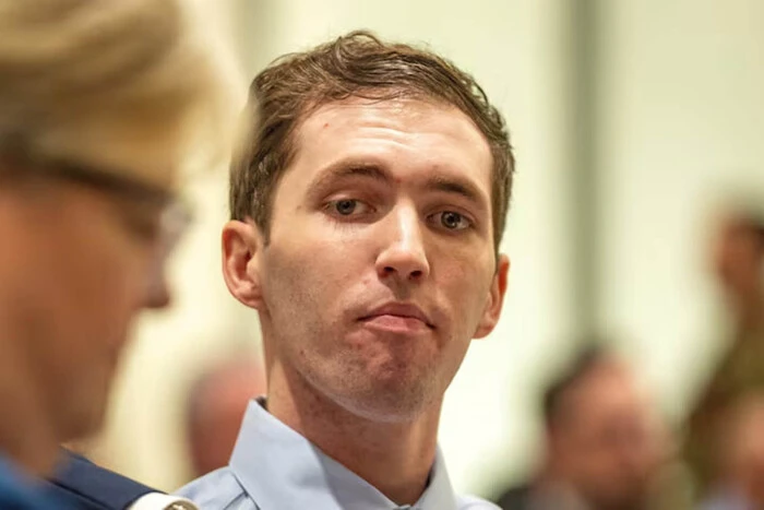 Підозрюваний у вбивстві активіста Чарлі Кірка вперше з'явився в суді