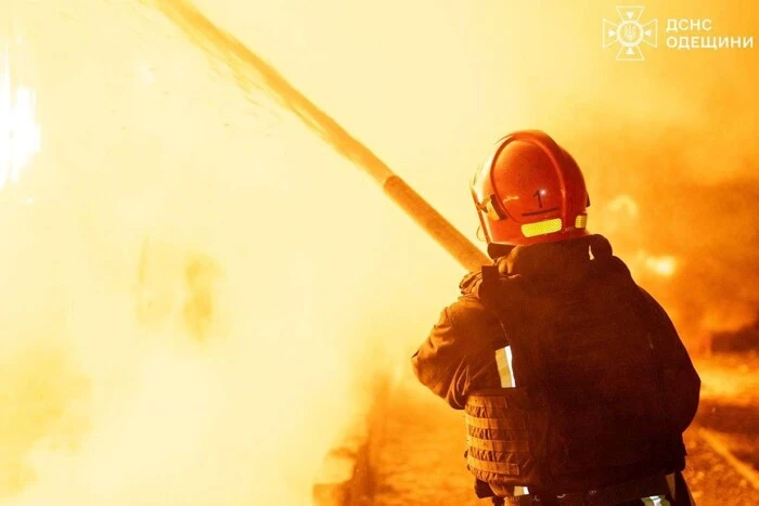 Нічна атака дронів на Одесу: ворог влучив в енергетичні об'єкти (фото)