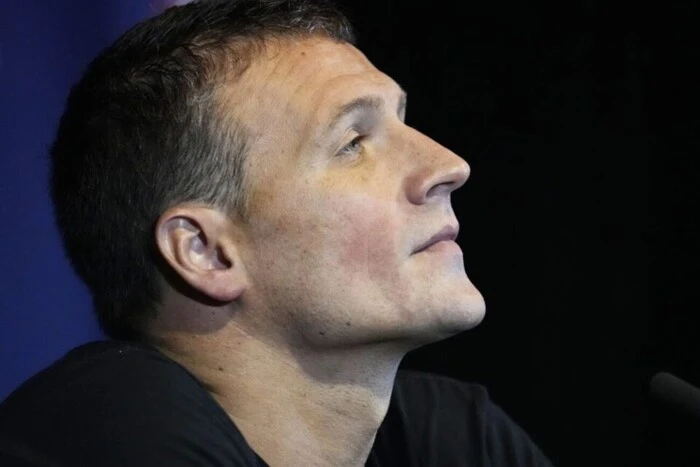 Олімпійський чемпіон Лохте виставив на продаж свої медалі