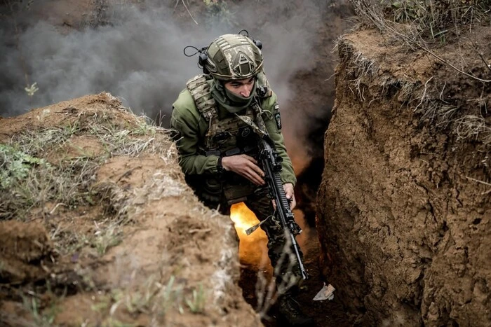 Росія вимагає віддати Донбас без бою. Що на це відповідають на передовій?