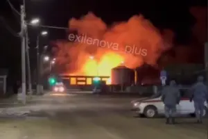 В Урюпінську Волгоградської області вночі палала нафтобаза