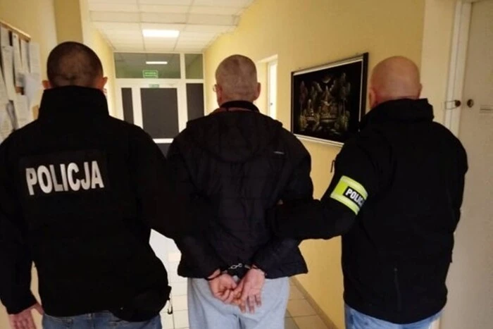 Поліція затримала агресивного поляка, який погрожував продавчині з України