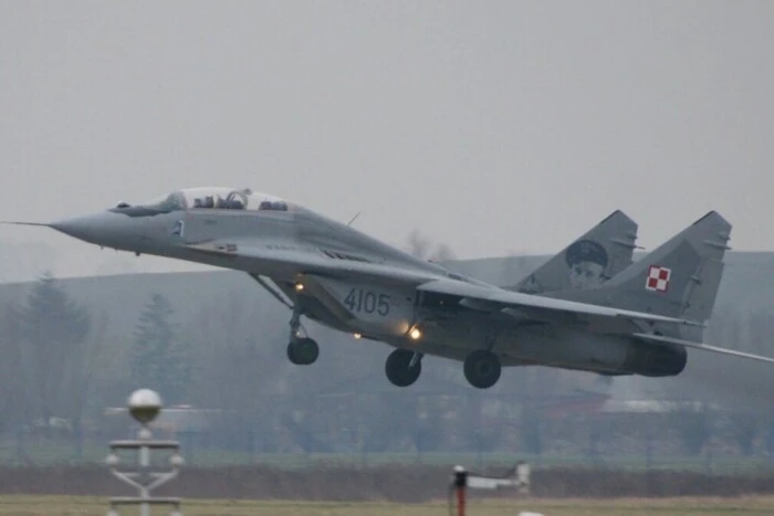 Стало відомо, скільки польських винищувачів МіГ-29 отримає Україна