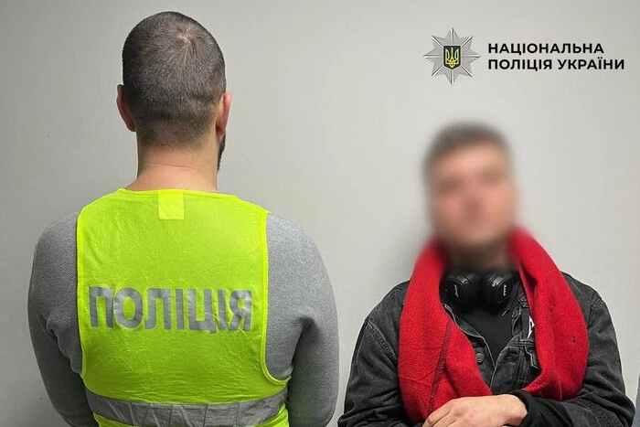 Поліція затримала киянина, який намагався вбити матір та задушив бабусю: деталі справи