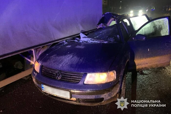 ДТП на Закарпатті. Загинула неповнолітня пасажирка 15-річного водія (фото)