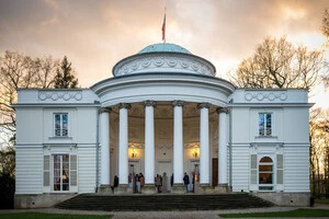 Коледж Європи шукає керівника після корупційного скандалу