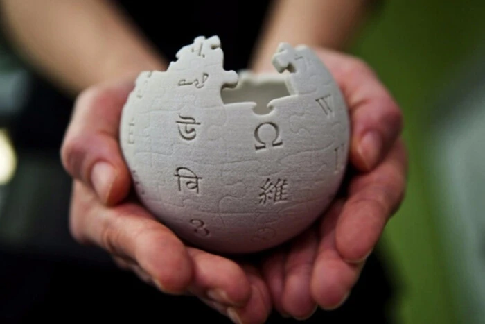 Українська Вікіпедія встановила рекорд за кількістю статей. Яка з них стала ювілейною