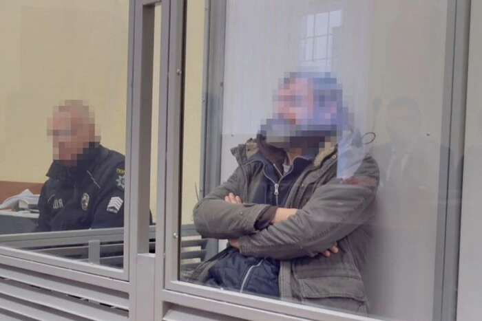 Суд залишив під вартою режисера Білоуса, підозрюваного у зґвалтуванні неповнолітніх