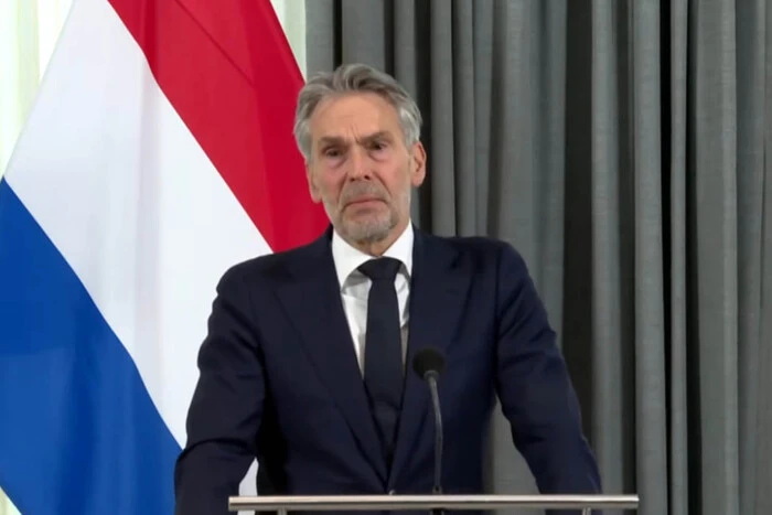 Нідерланди прискорюють військову допомогу Україні