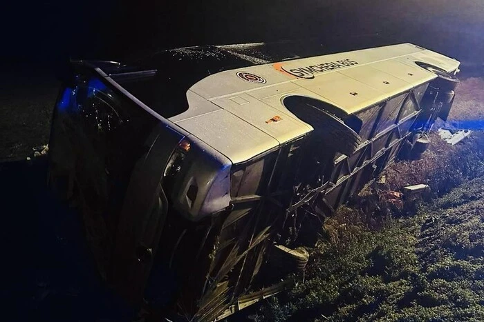 У Словаччині перекинувся автобус із українцями
