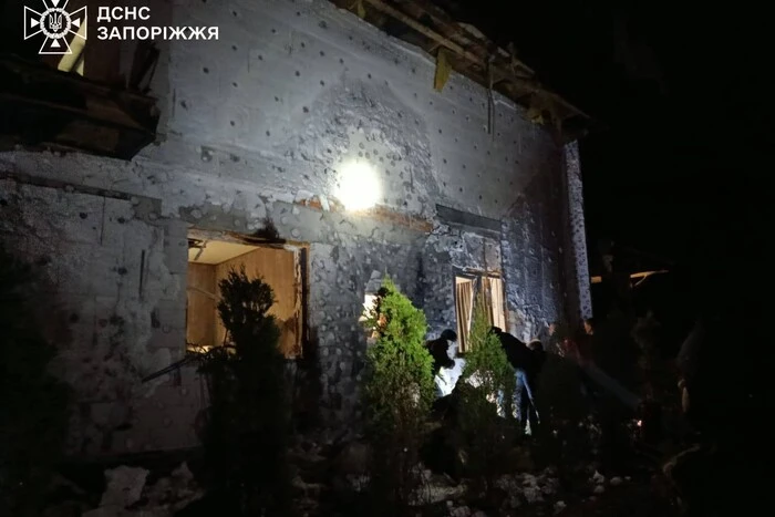 Запоріжжя: рятувальники показали наслідки російської атаки