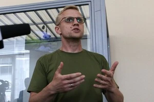 Шабунін заявив, що Офіс генпрокурора та ДБР «злили» його інтимні фото з вилученого телефону