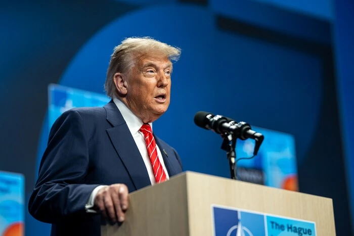 Трамп виступить зі зверненням до американців