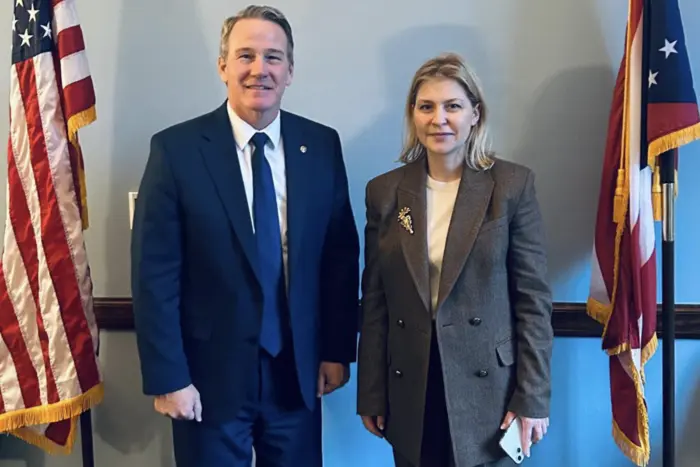 До Сенату США внесено законопроєкт про санкції за імпорт російської нафти – посол