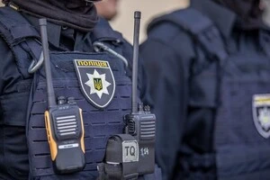 Порушника затримано, вирішується питання щодо правової кваліфікації його дій