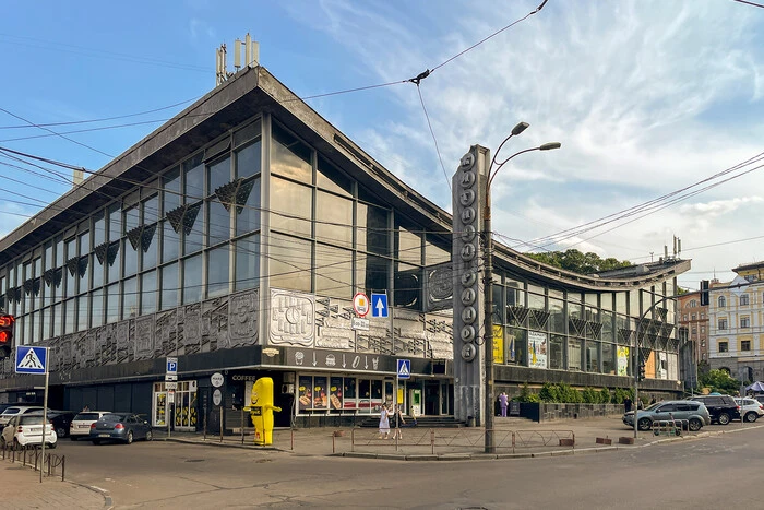 Активіст заявив, що Житній ринок може бути переданий на продаж вже 18 грудня