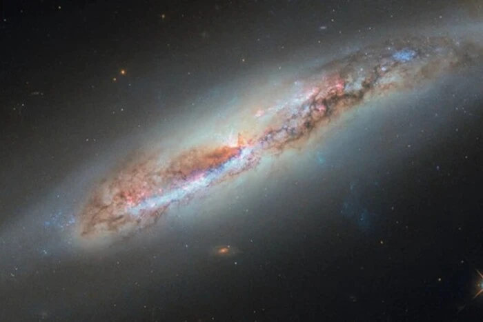 Телескоп Hubble зафіксував нову деталь у галактиці за 60 млн світлових років