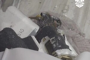 Безпілотник, який влетів у житловий будинок в Одесі