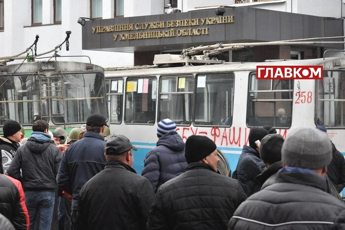 «Обвинуваченому дати «героя»? Справа про убивства під хмельницьким СБУ отримала несподіваний фінал