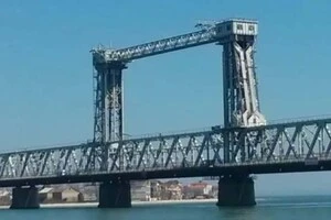 Військовий пояснив стратегічну мету ударів РФ по Маяківському мосту на Одещині