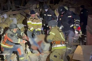 Рятувальники дістали з-під завалів тіла двох загиблих