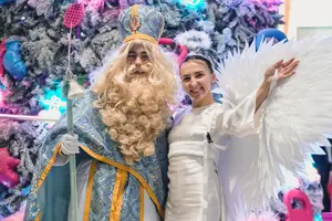 Біля головної ялинки розгорнулася Резиденція Святого Миколая панував справжній святковий настрій