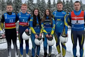 Минулого сезону доросла збірна України також відзначилася в естафетних перегонах, зумівши завоювати бронзу Кубка світу