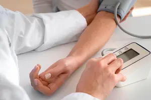 Кожна людина віком від 40 років отримає запрошення на скринінг у застосунку «Дія» – на 30-й день після свого дня народження