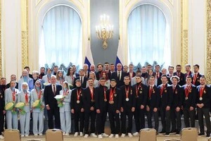 Нагороду у квітні 2022 року Садрєєву особисто вручив помічник президента РФ Ігор Левітін