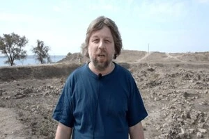 Олександр Бутягін – завідувач сектору античної археології Північного Причорномор’я відділу Античного світу Ермітажу. 