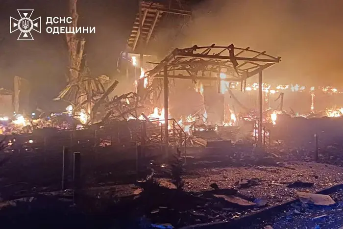 РФ вдарила по Одещині: є загибла та постраждалі (фото)