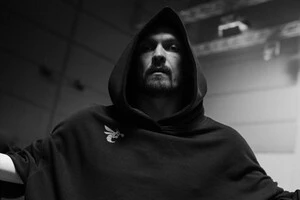 Рейтинг найкращих боксерів світу незалежно від вагових категорій очолив українець Олександр Усик